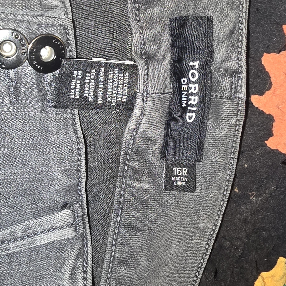 Torrid Charcoal Men's Relaxed Jeans